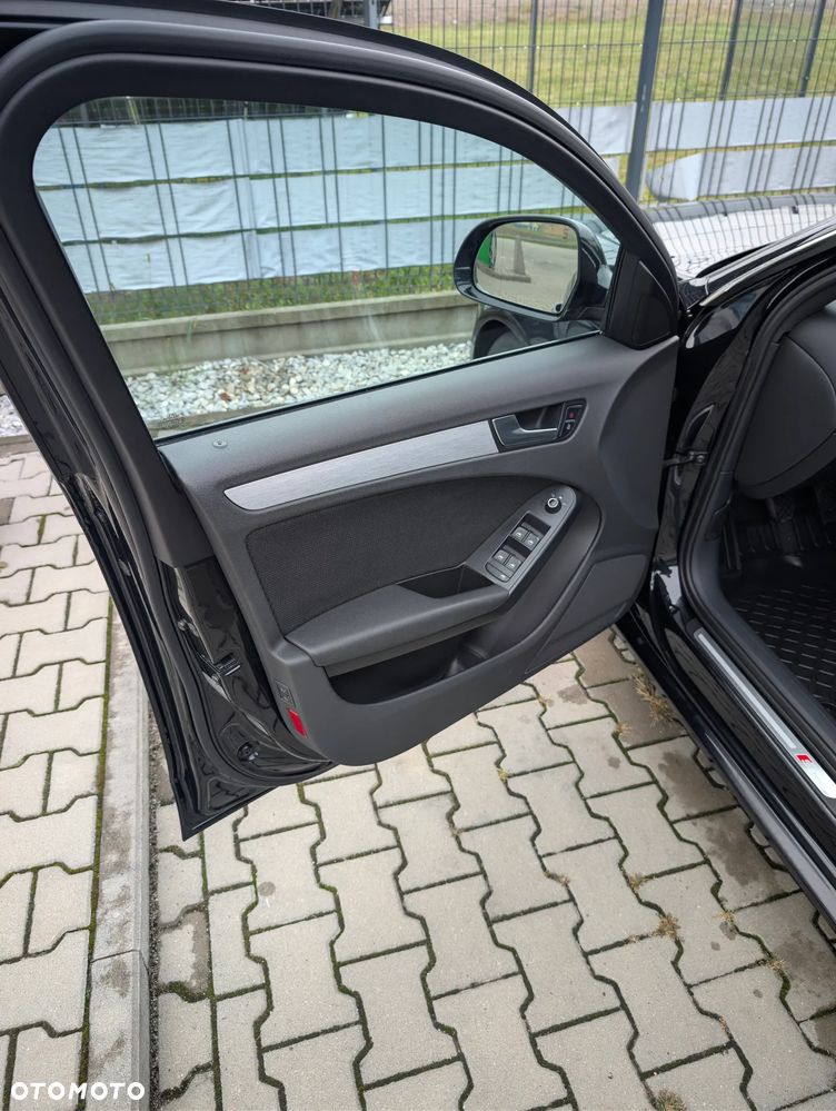 Audi A4 Avant - 13