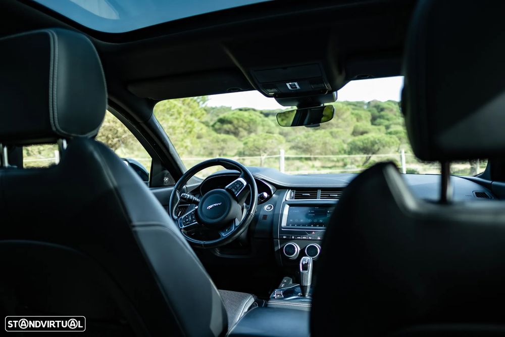 Jaguar E-Pace D150 AWD Aut. R-Dynamic HSE - 36