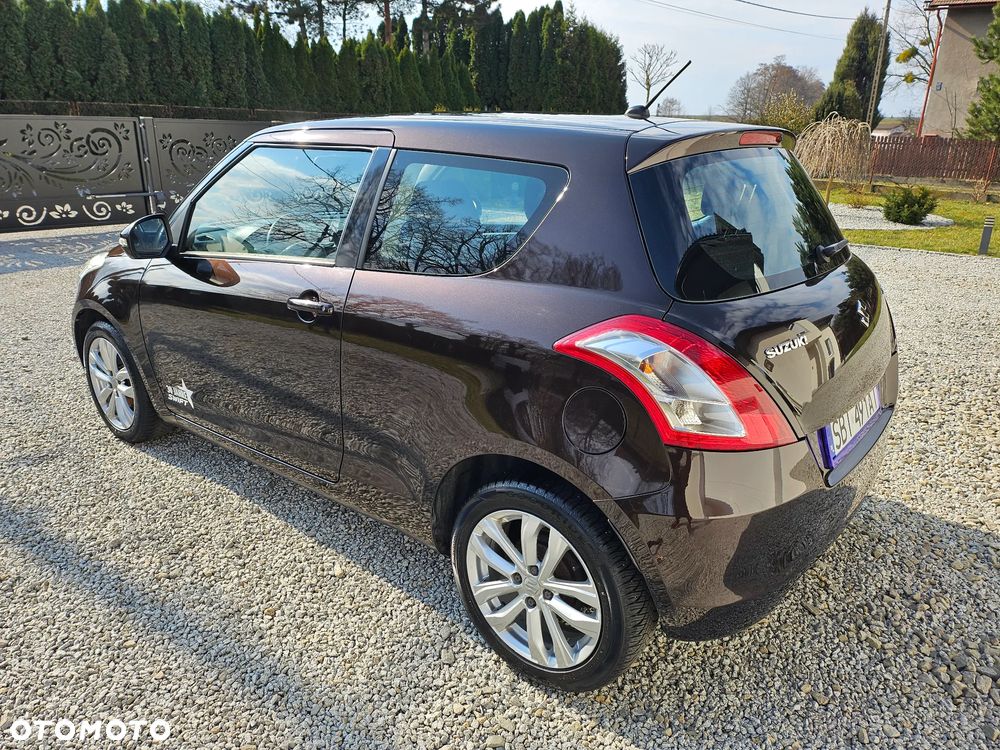 Suzuki Swift 1.2 Premium - 4