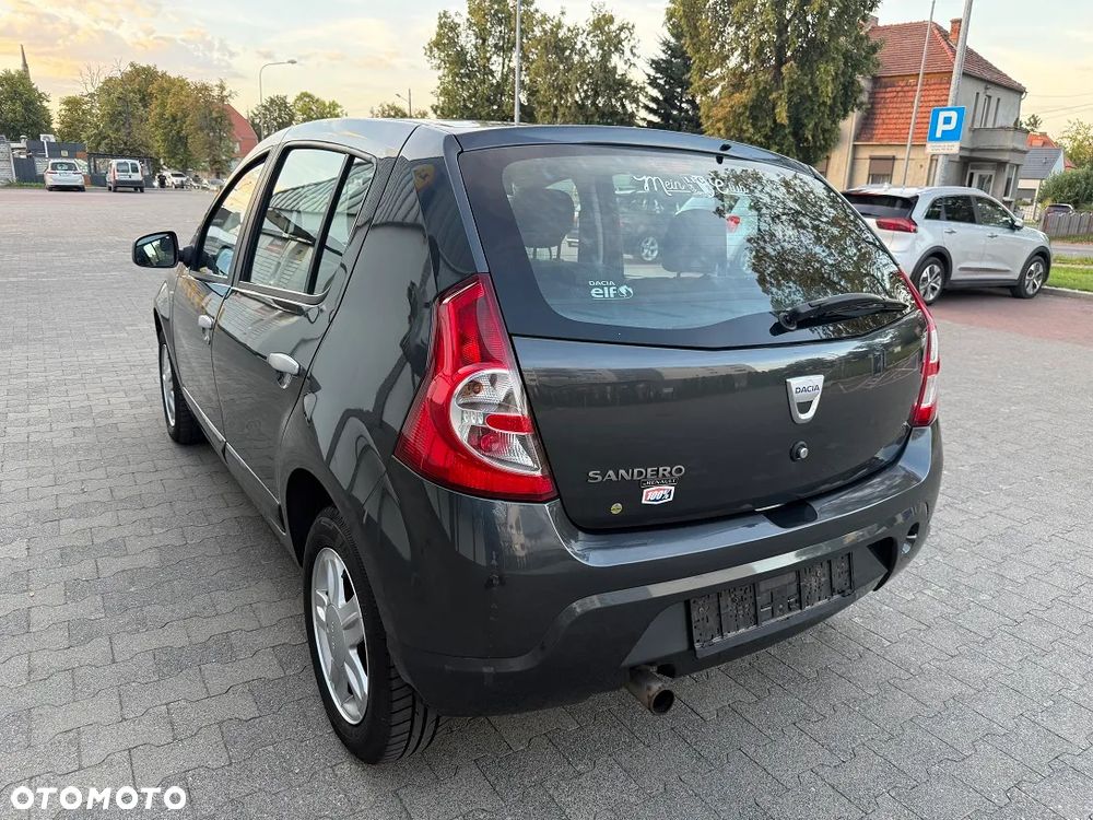 Dacia Sandero 1.6 MPI Laureate - 4