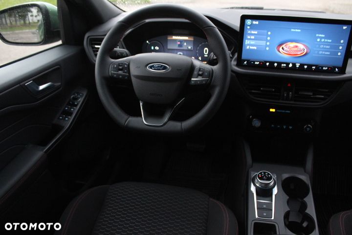 Ford Kuga 2.5P PHEV FWD ST-Line eCVT - 31