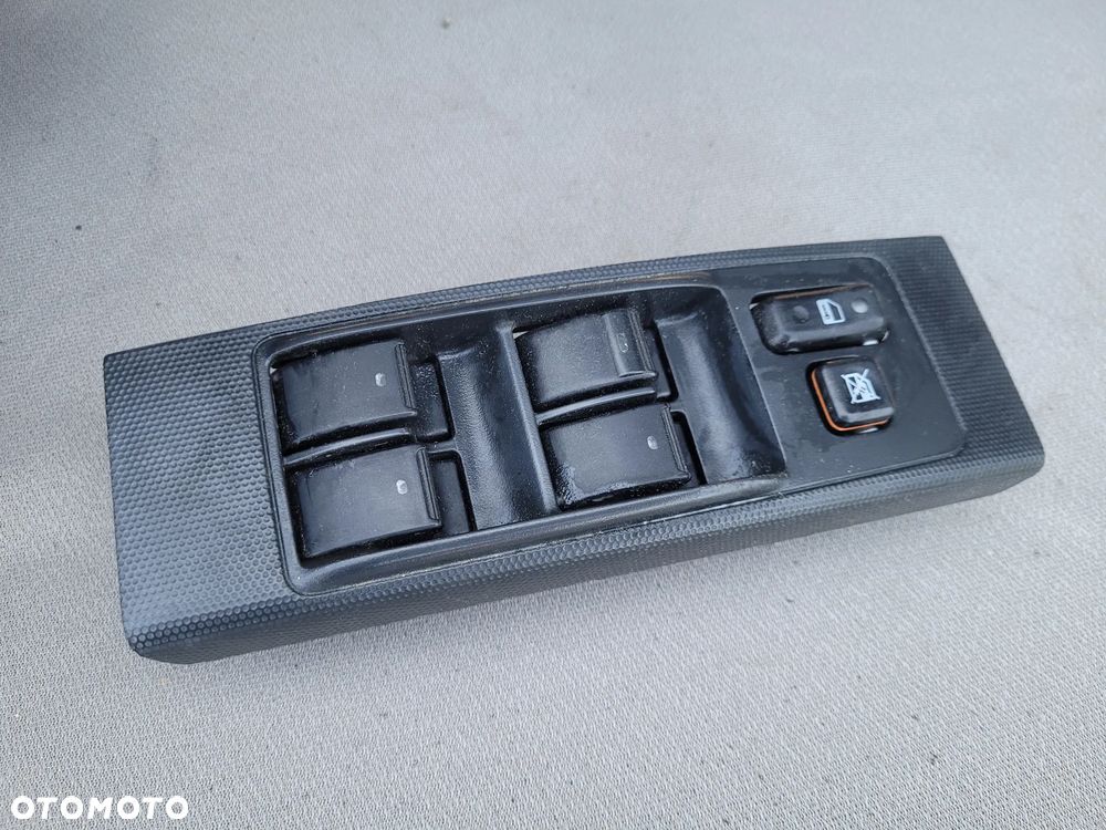 Panel przełącznik szyb lewy Toyota Corolla Verso II 2004-2009r Europa 84820-0F030 - 1