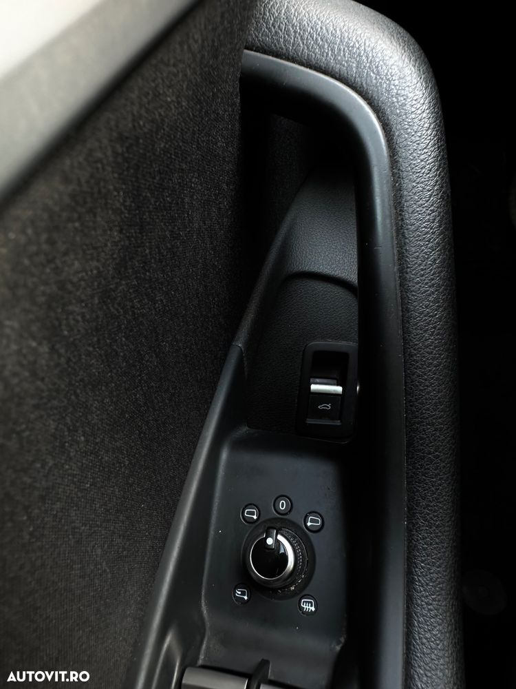 Audi A4 2.0 TDI S tronic Design - 28