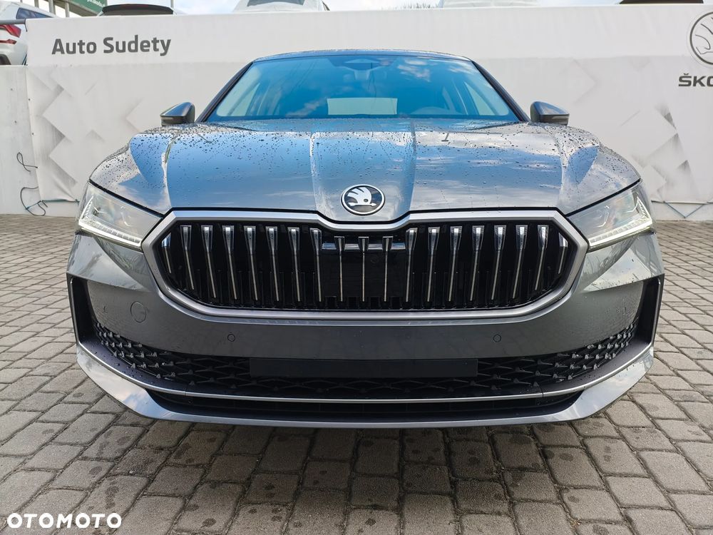 Skoda Superb 1.5 TSI mHEV Drive DSG - 4