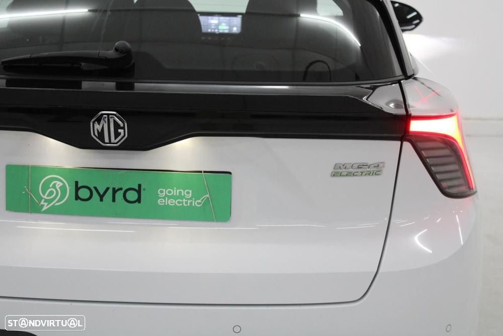 MG MG4 51 kWh Standard - 8