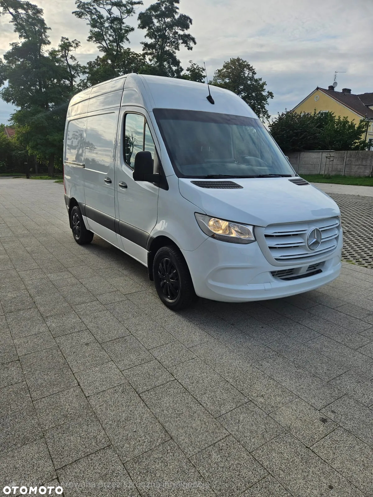 Mercedes-Benz Sprinter - 3
