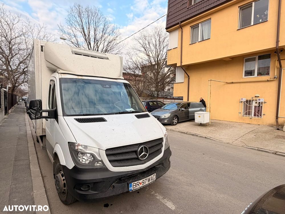 Mercedes-Benz Sprinter - 1