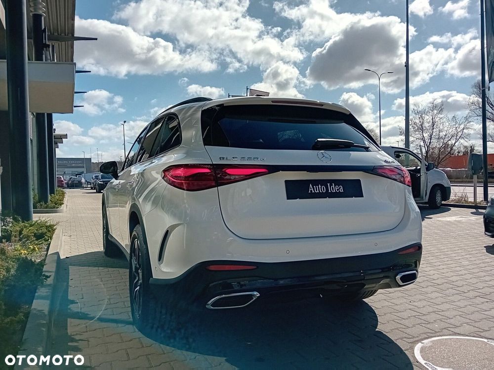 Mercedes-Benz GLC - 8