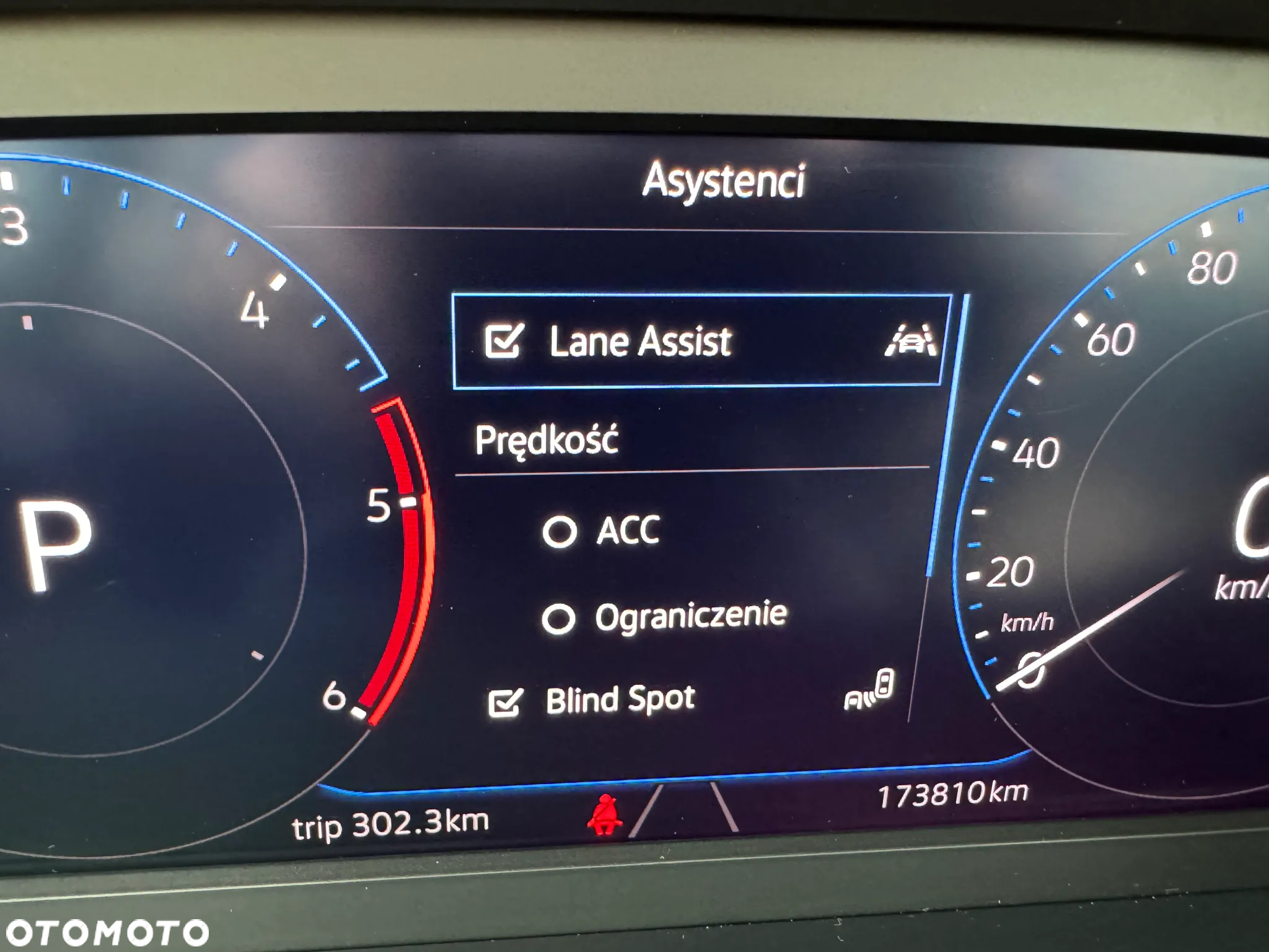 Volkswagen T-Roc 2.0 TDI SCR DSG IQ.DRIVE - 23