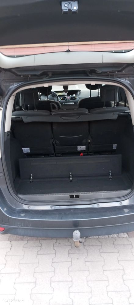 Renault Scenic - 13