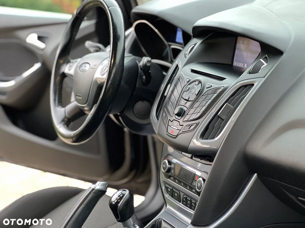 Ford Focus 1.6 EcoBoost Start-Stopp-System Titanium - 28