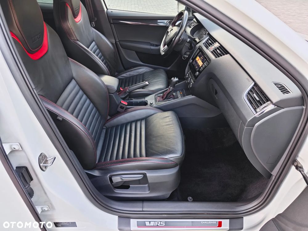 Skoda Octavia 2.0 TDI RS Challenge DSG - 24