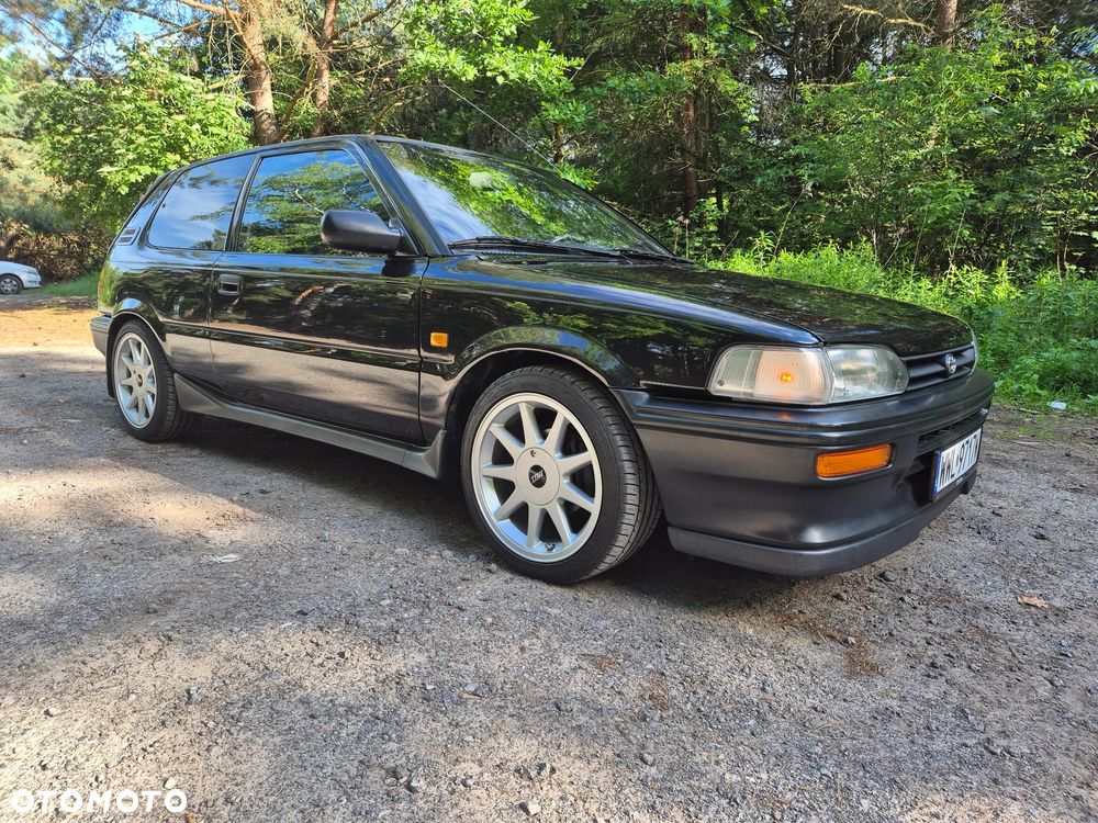 Toyota Corolla - 1