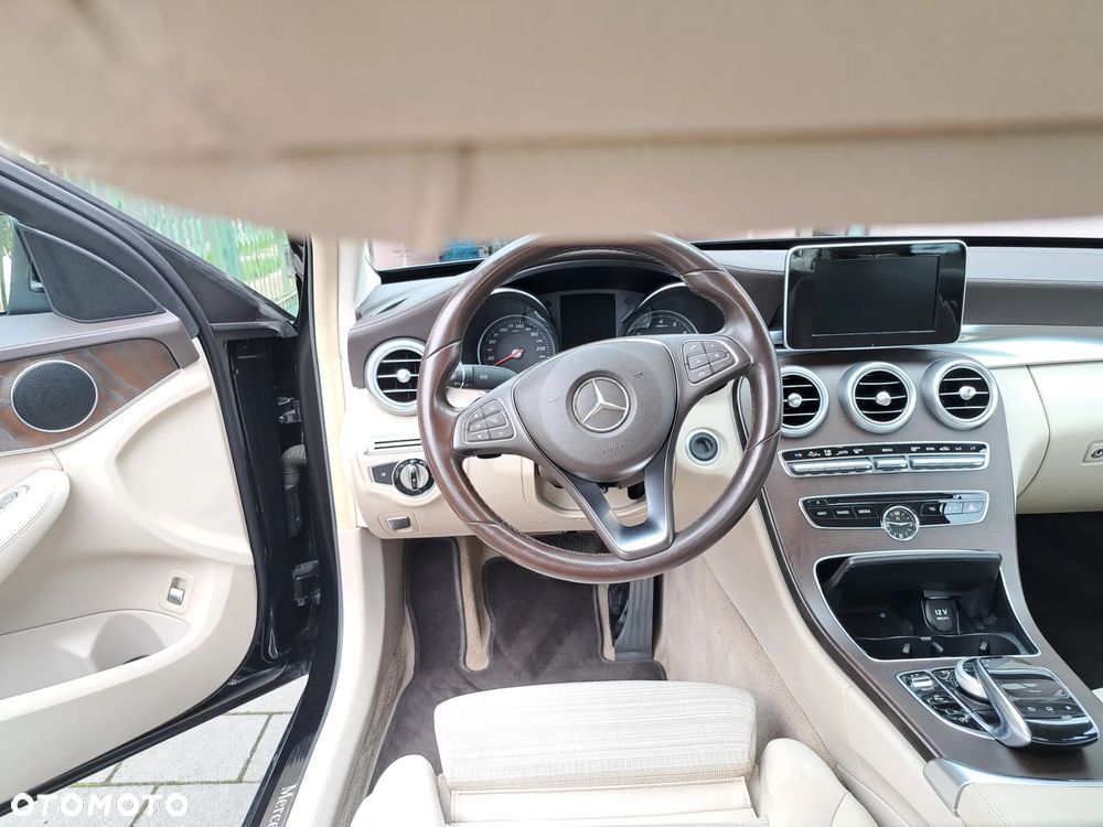 Mercedes-Benz Klasa C 180 7G-TRONIC - 7
