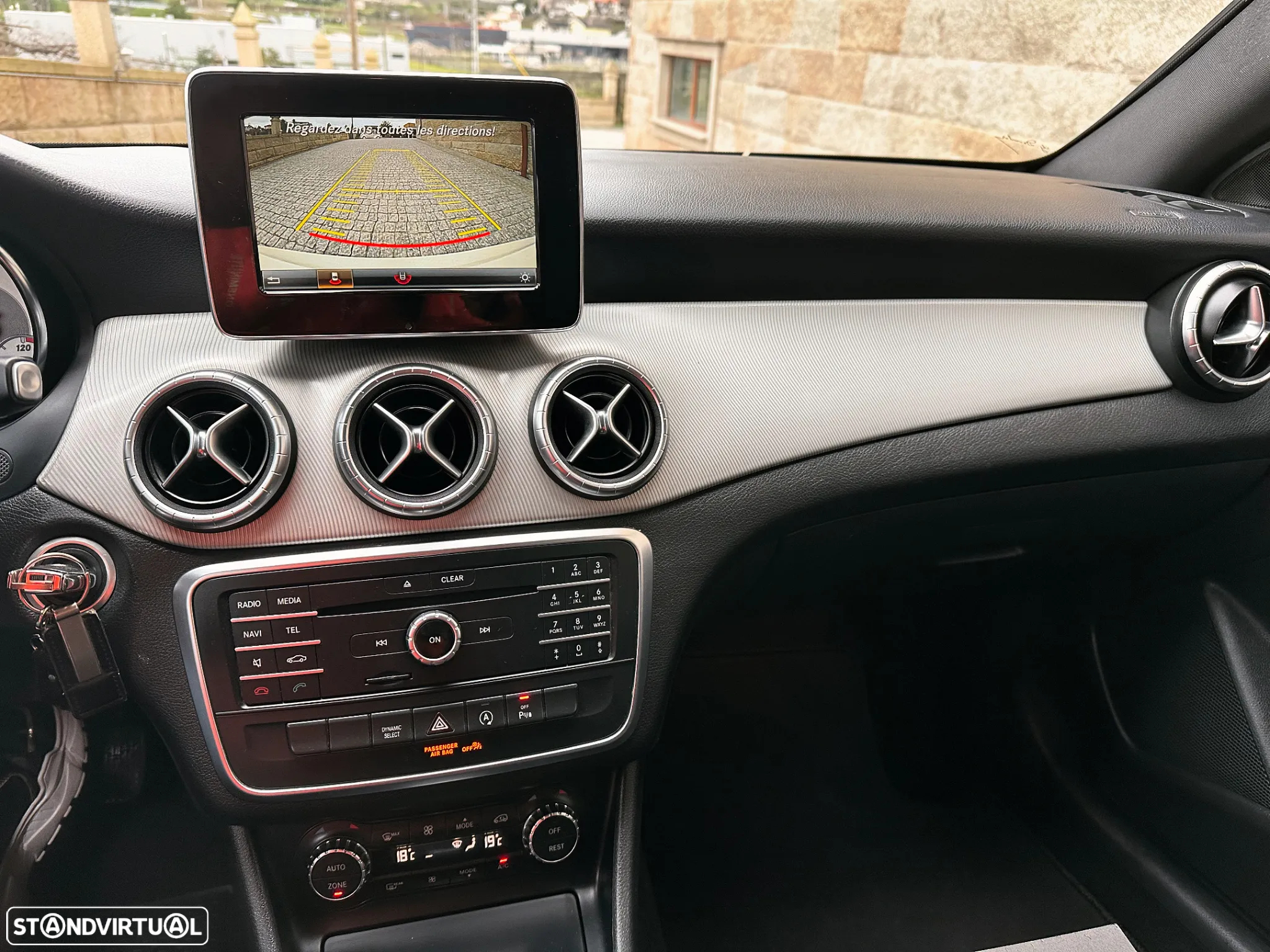 Mercedes-Benz CLA 200 - 11