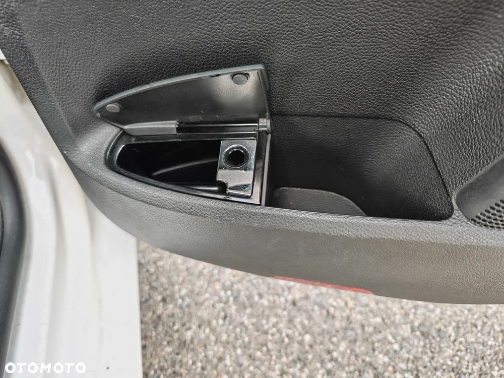 Volkswagen Golf - 8
