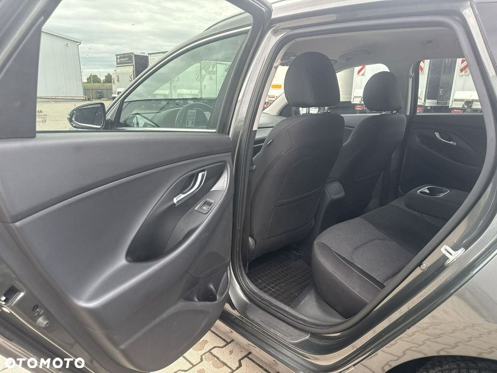 Hyundai i30 1.5 T-GDI 48V Smart DCT - 14