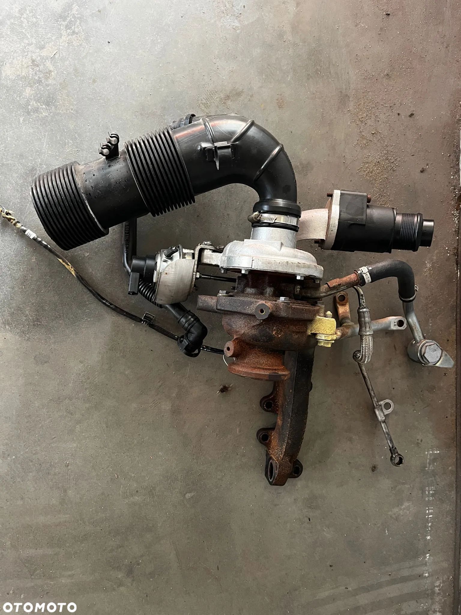 Turbosprężarka turbina 2.0 TDI CKU Crafter 03L253014A - 1