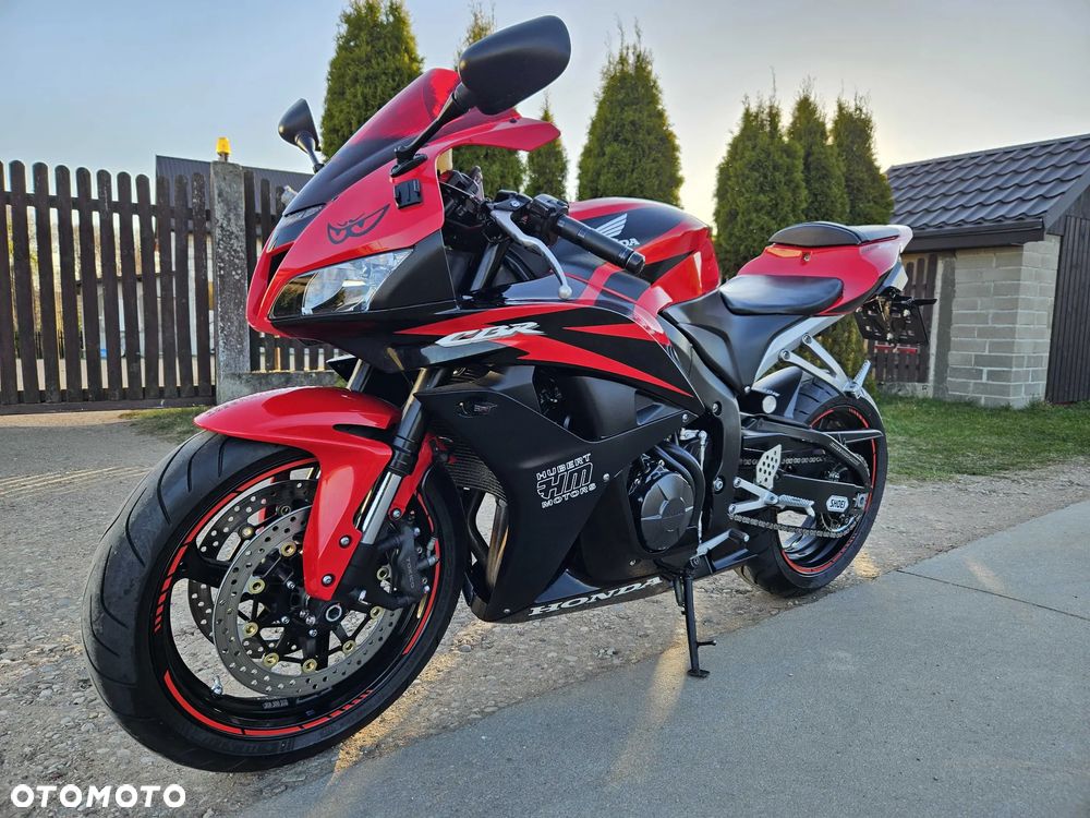 Honda CBR - 7