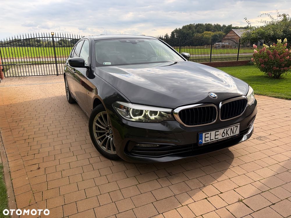 BMW Seria 5 530d xDrive Sport Line sport - 3
