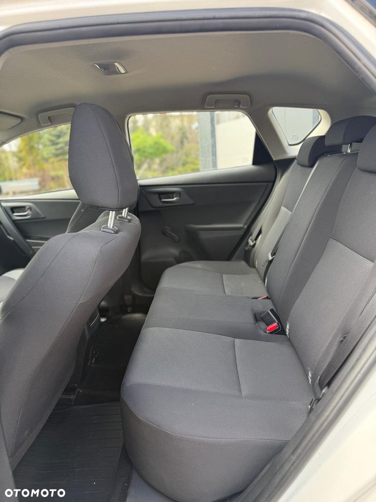 Toyota Auris - 11