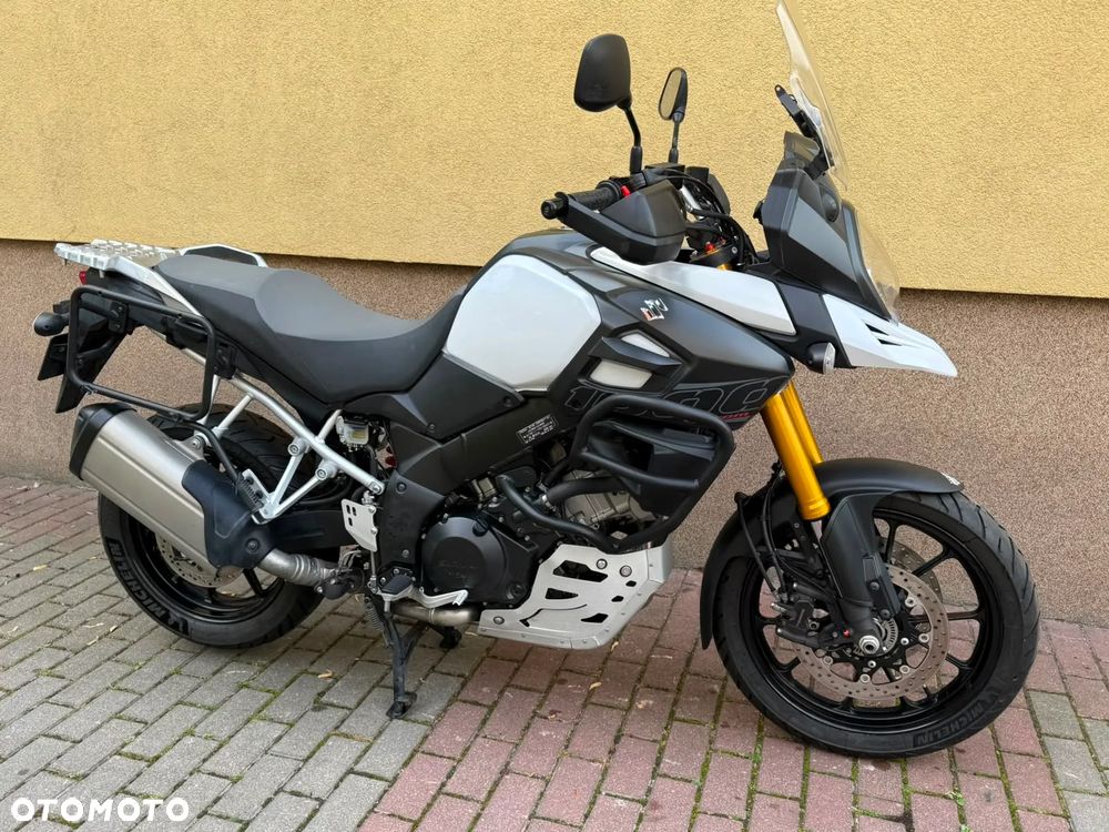 Suzuki DL - 17