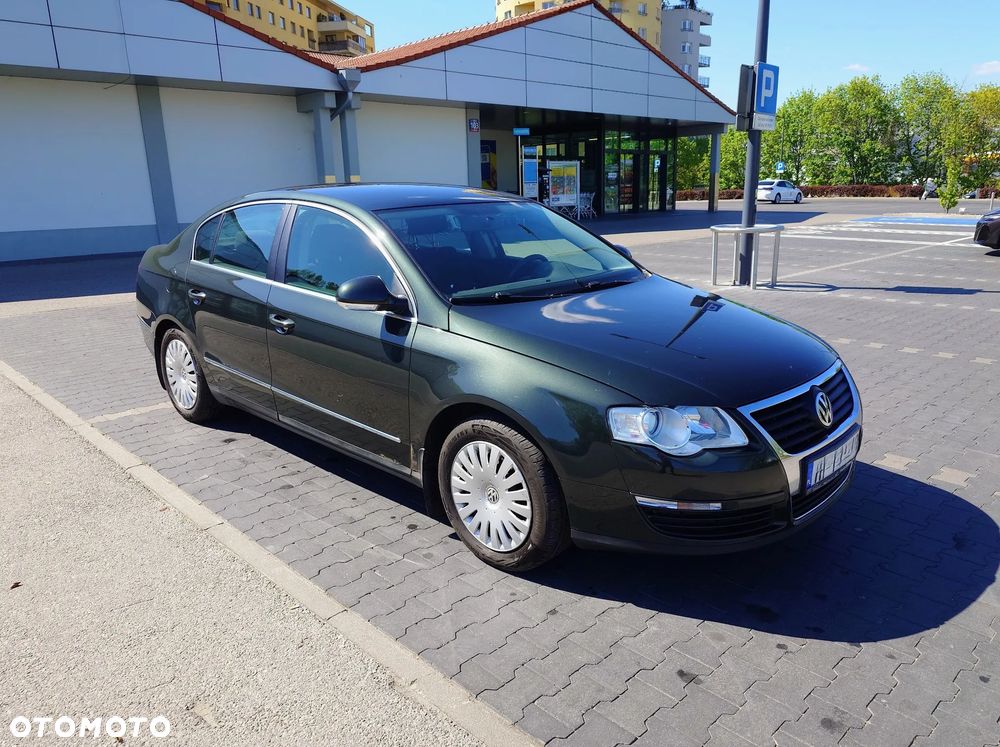Volkswagen Passat 2.0 TDI DPF Comfortline - 15