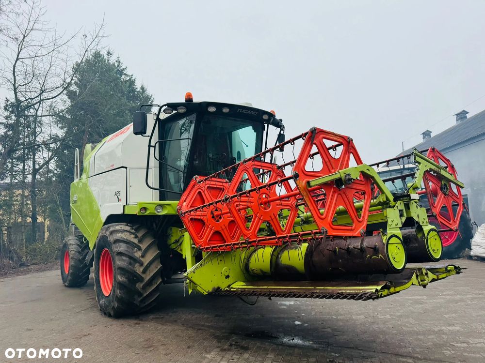 Claas TUCANO 430 APS - 15