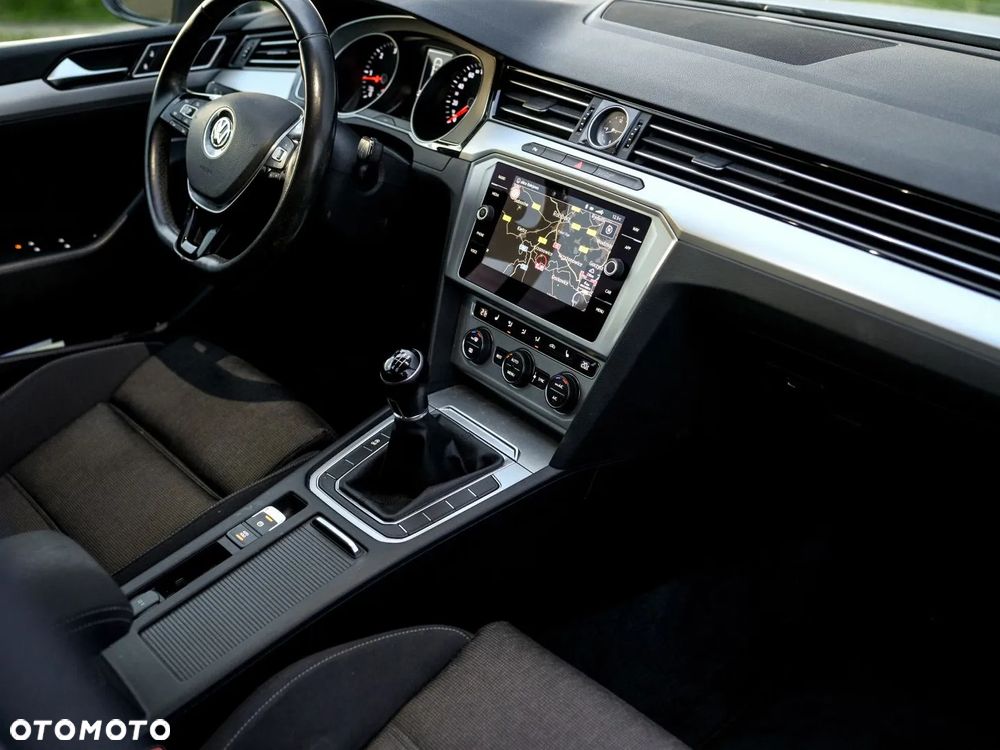 Volkswagen Passat ver-2-0-tdi-bmt-comfortline - 8
