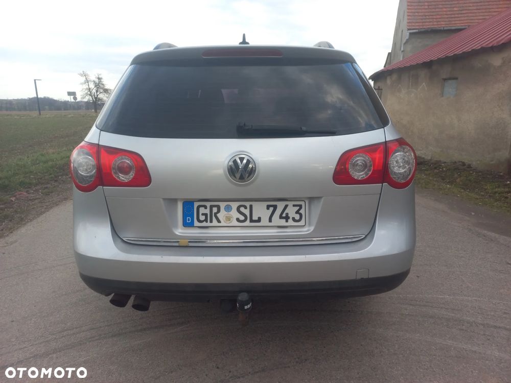 Volkswagen Passat - 6