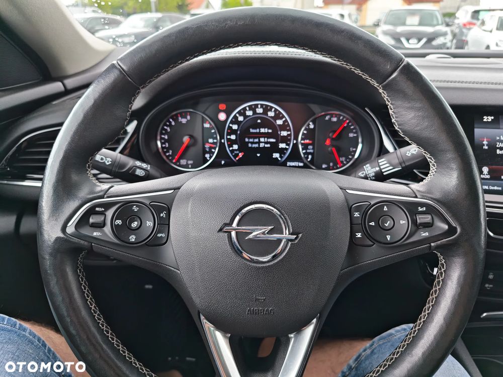 Opel Insignia 1.5 T Elite S&S - 17