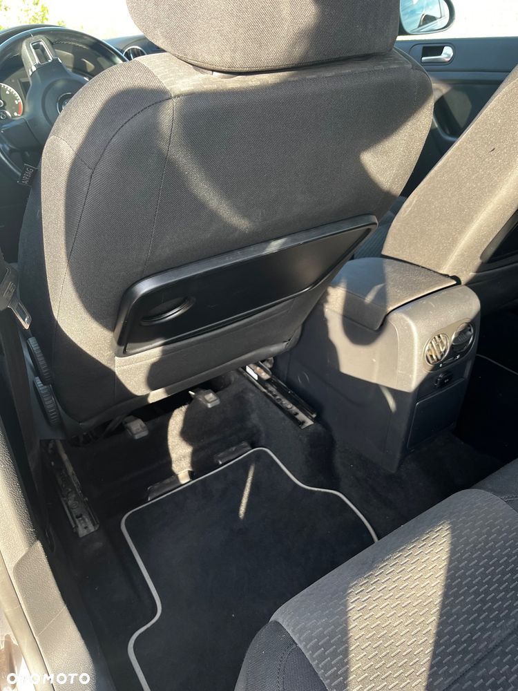 Volkswagen Golf Plus - 8