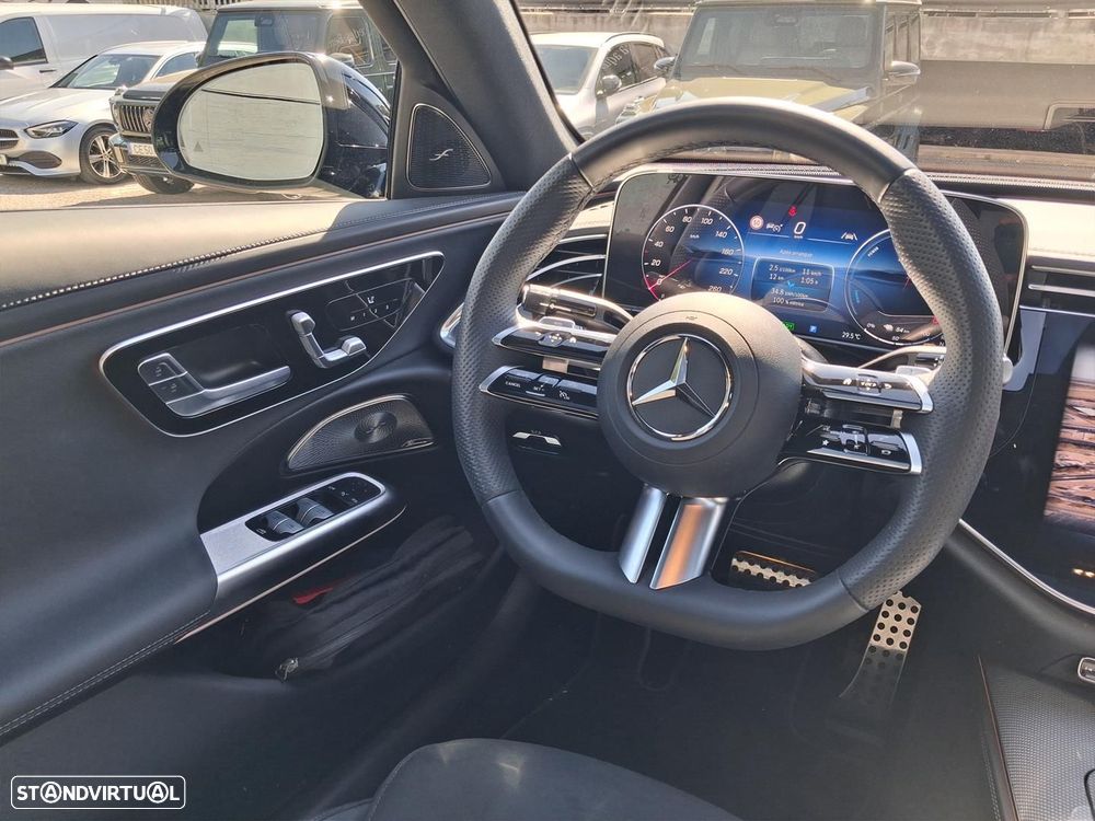 Mercedes-Benz E 300 e AMG Line - 17