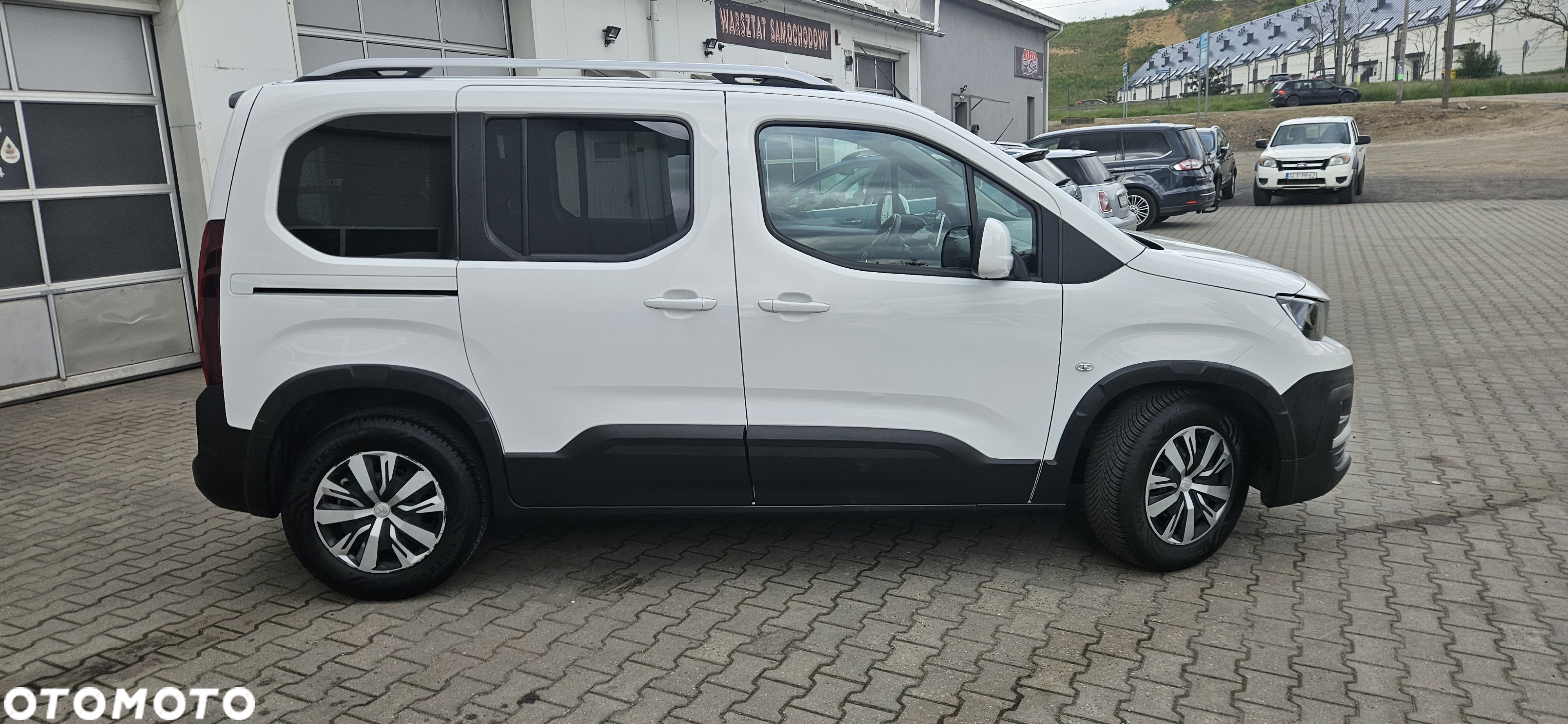 Peugeot Rifter 1.5 BlueHDI Active - 5