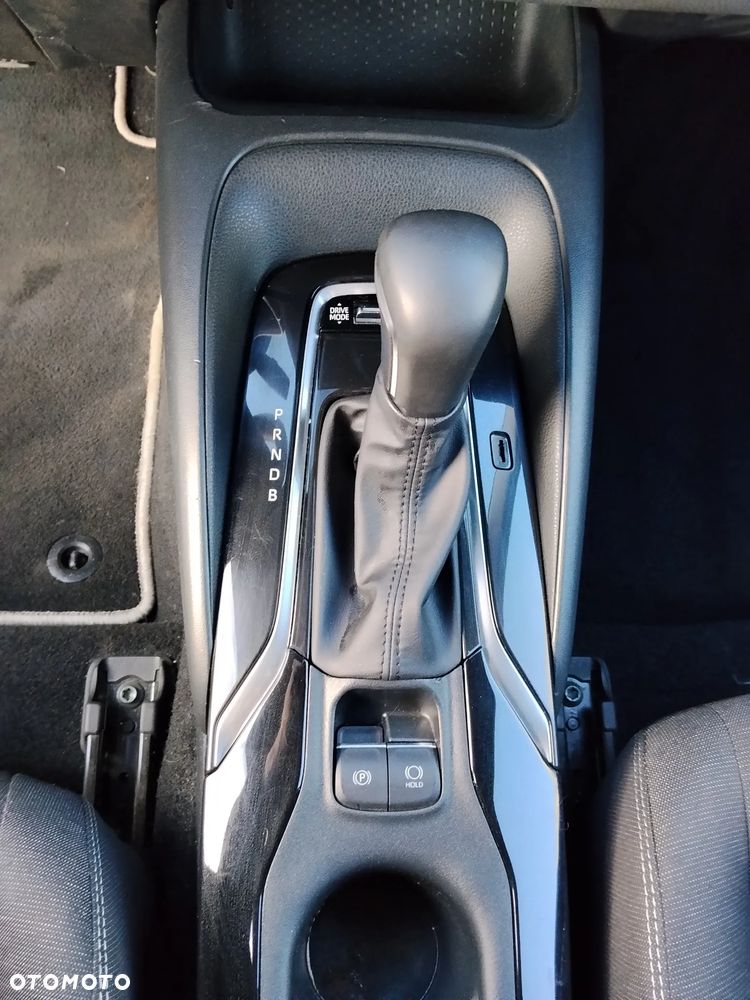 Toyota Corolla 1.8 Hybrid Comfort - 7