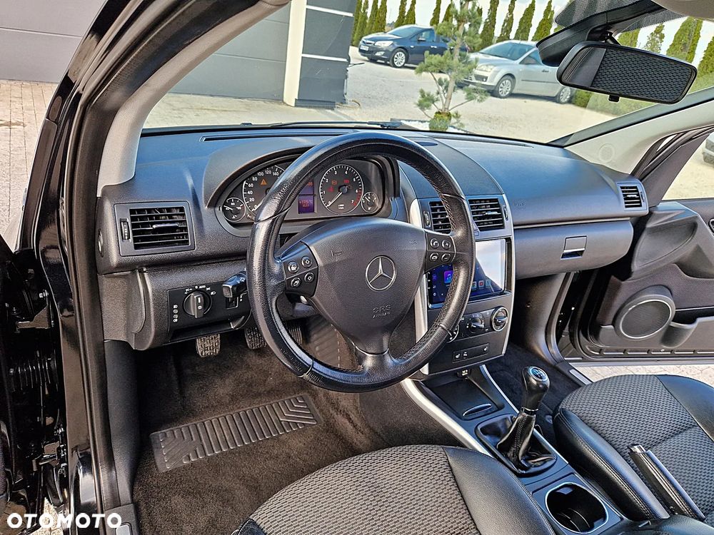 Mercedes-Benz Klasa A 150 Avantgarde Edition 10 - 20