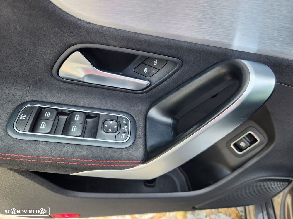 Mercedes-Benz CLA 180 d Shooting Brake AMG Line Aut. - 21