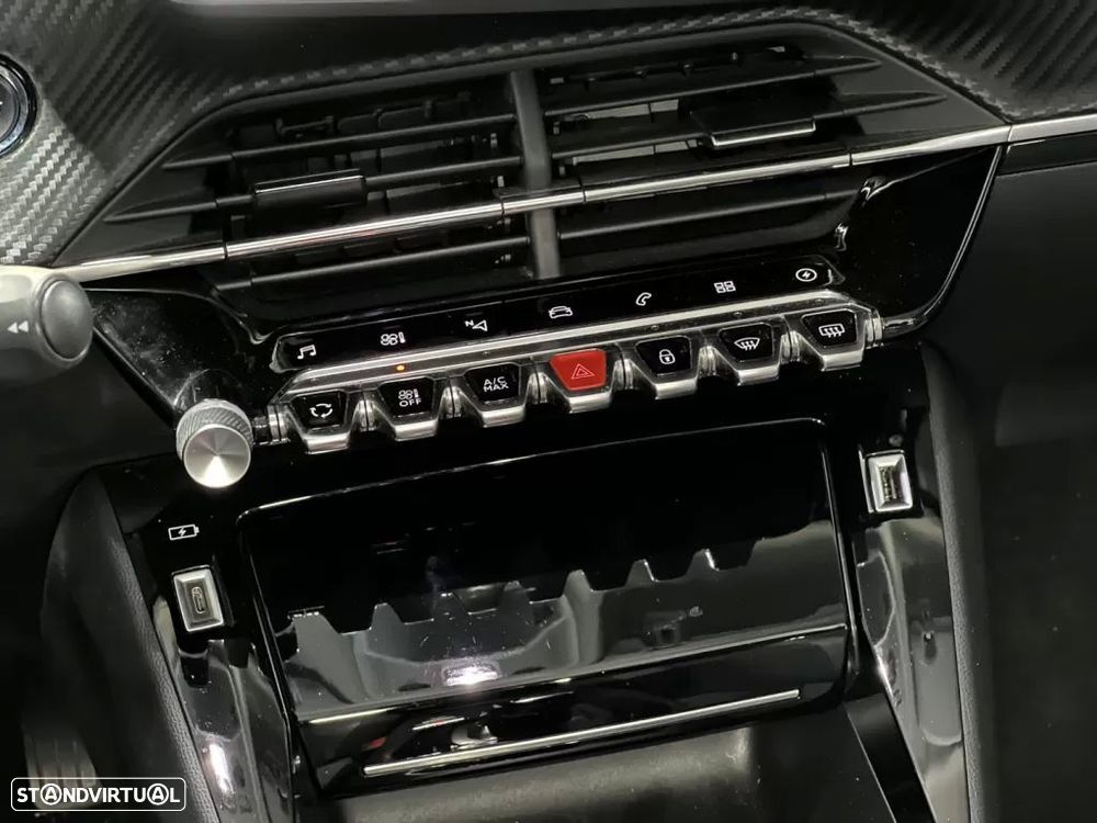 Peugeot e-2008 50 kWh Allure - 24