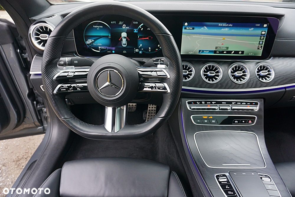 Mercedes-Benz Klasa E - 21