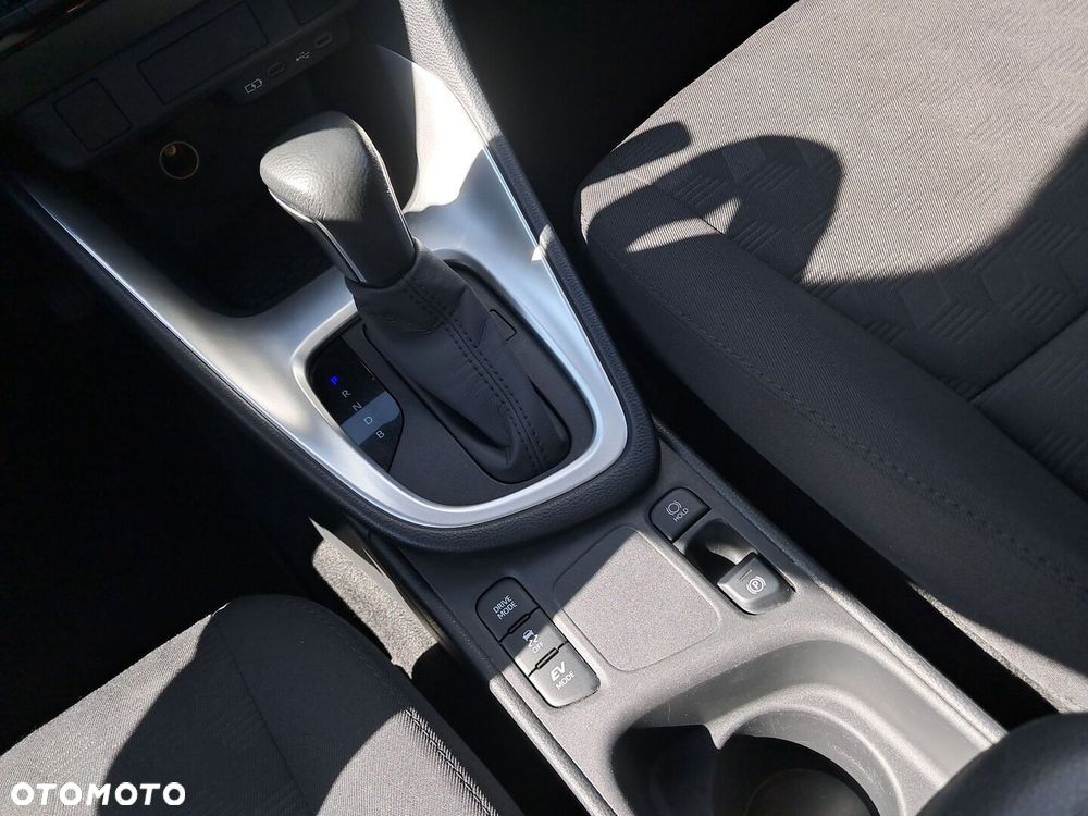 Toyota Yaris Hybrid 1.5 Comfort - 19
