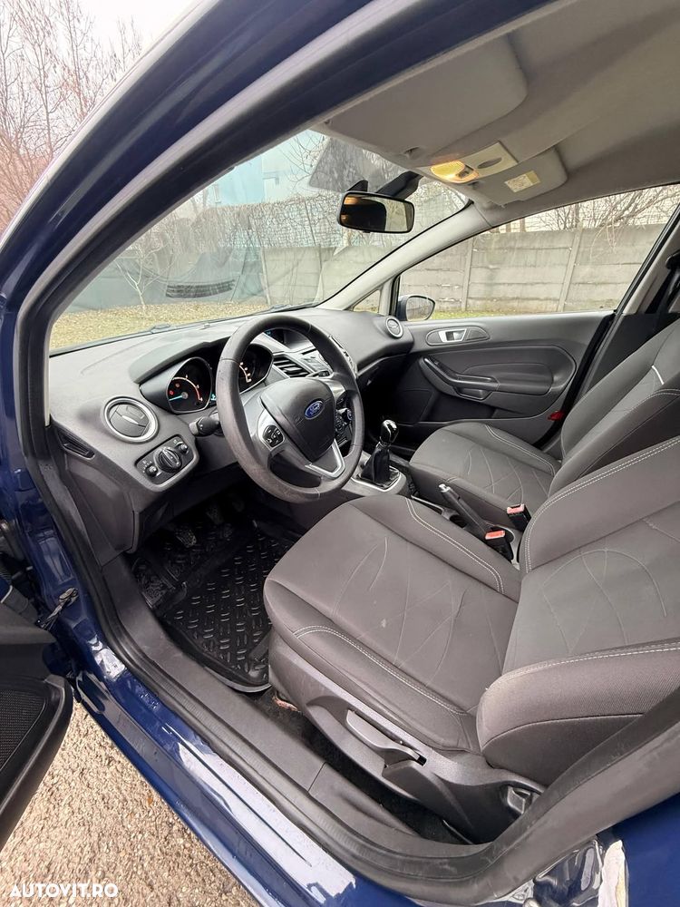 Ford Fiesta - 8