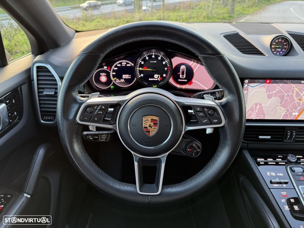 Porsche Cayenne Coupé E-Hybrid Platinum Edition - 31