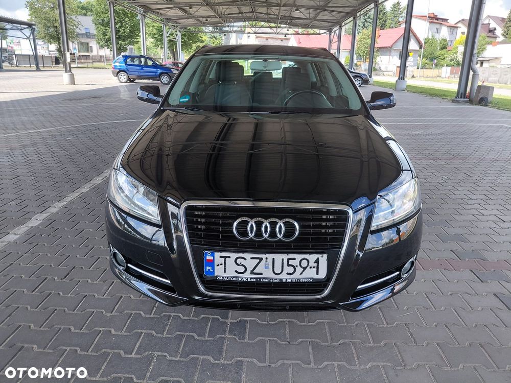 Audi A3 Sportback 1.6 Ambiente - 2
