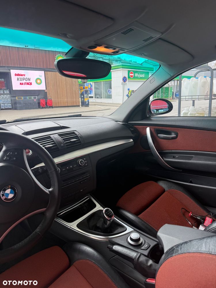 BMW Seria 1 123d - 9