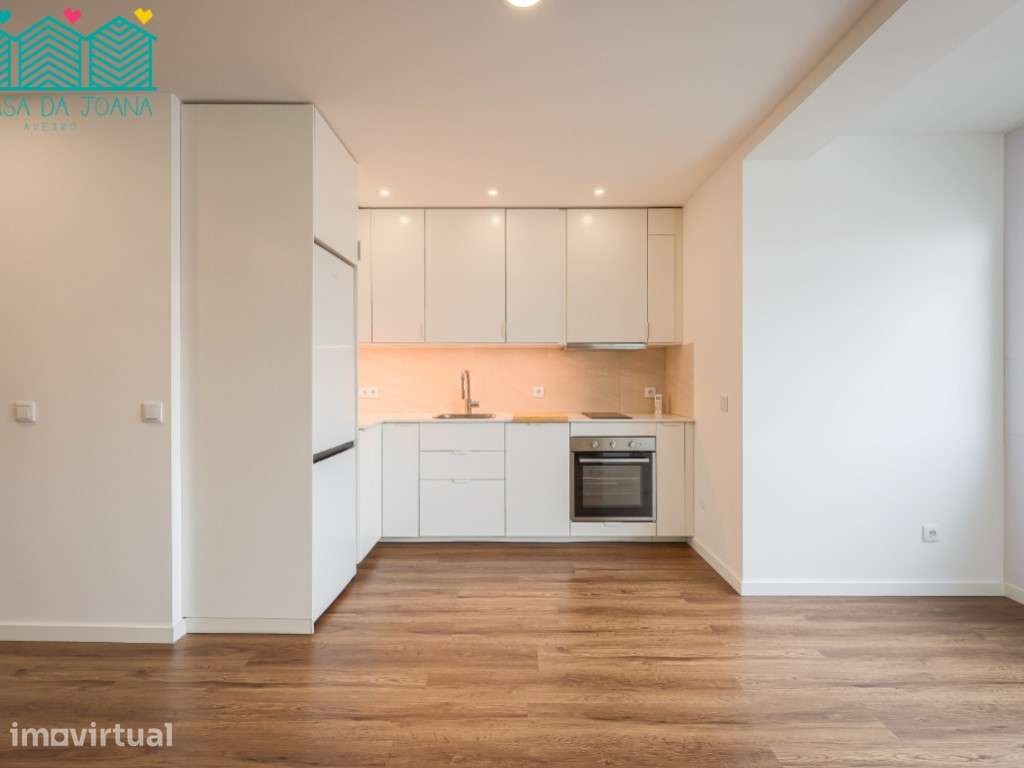 Apartamento T0 no centro de Aveiro - Grande imagem: 2/14