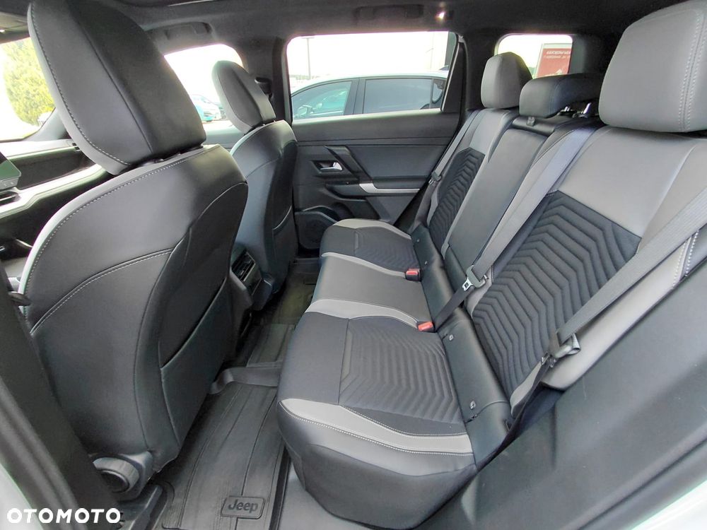 Jeep Compass - 13
