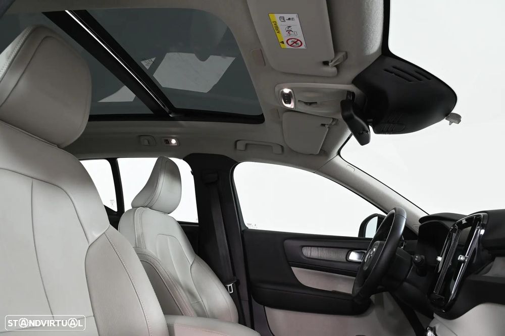 Volvo XC 40 2.0 D3 - 24