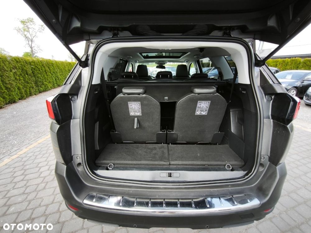 Peugeot 5008 - 19