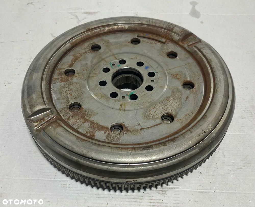 KOŁO DWUMASOWE SPRZĘGŁO AUDI VW 2.0 TFSI 06K105266A - 2