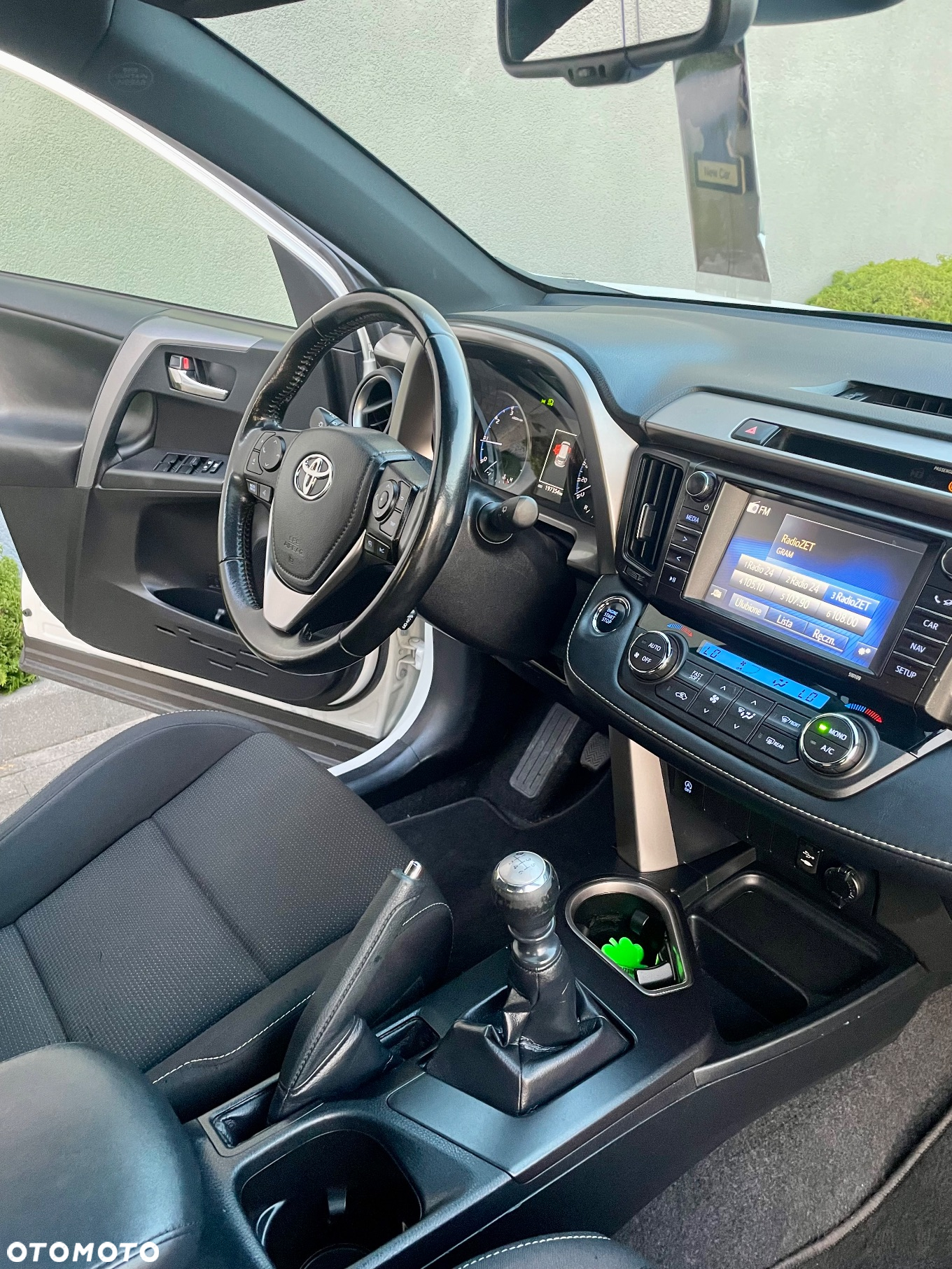 Toyota RAV4 - 23